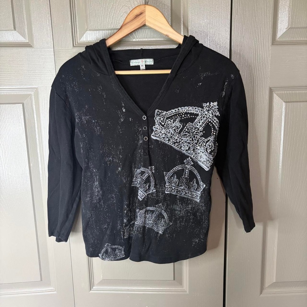 Vintage Suzie Y2K Crown Bedazzled Henley Hoodie Black Grunge Women Medium USA